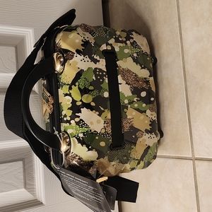 Triforce cosmetic case